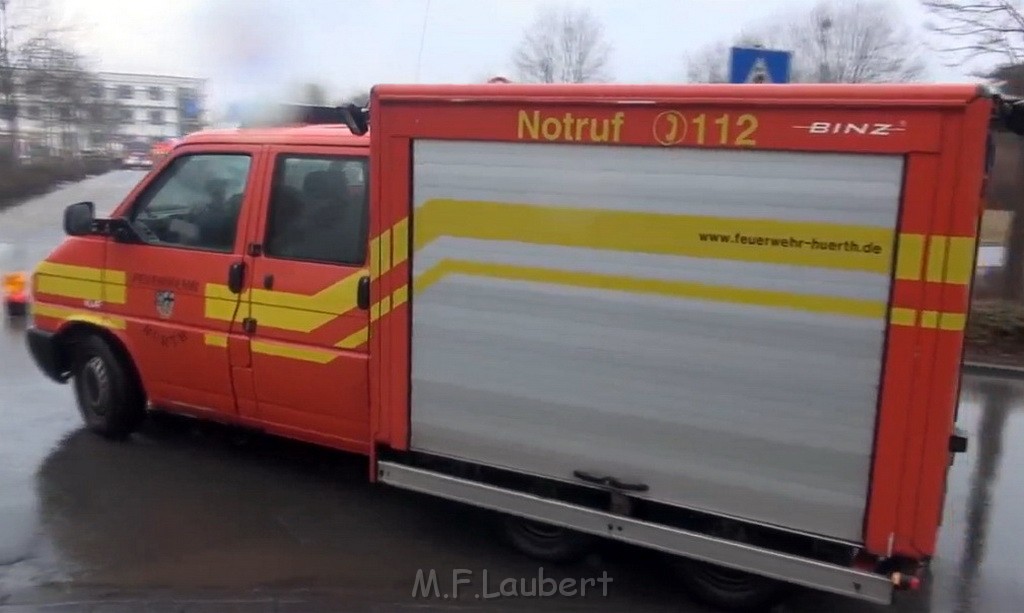 LKW in Rohbau Haus gefahren Huerth Argeles Sur Merstr TK P30.jpg